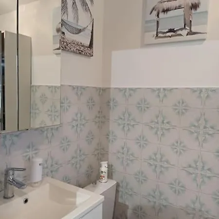 Appartement Joli Design Balcon Sud Et Parking Gratuit