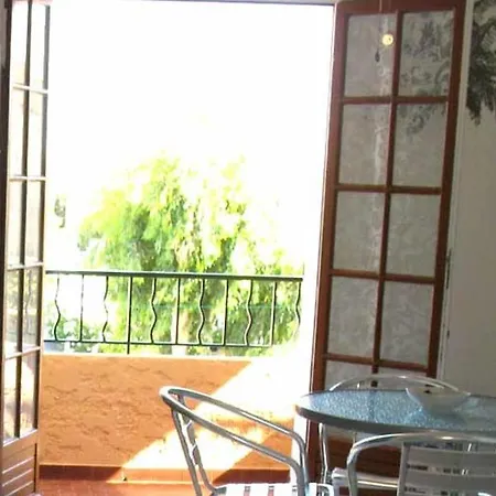 Appartement Joli Design Balcon Sud Et Parking Gratuit